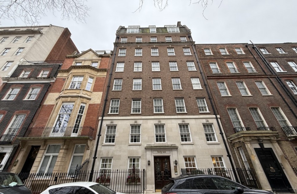 Upper Grosvenor Street, London